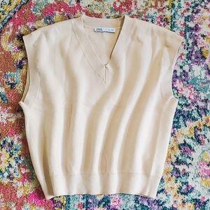ZARA Cream Sweater Vest TRENDING NOW!
